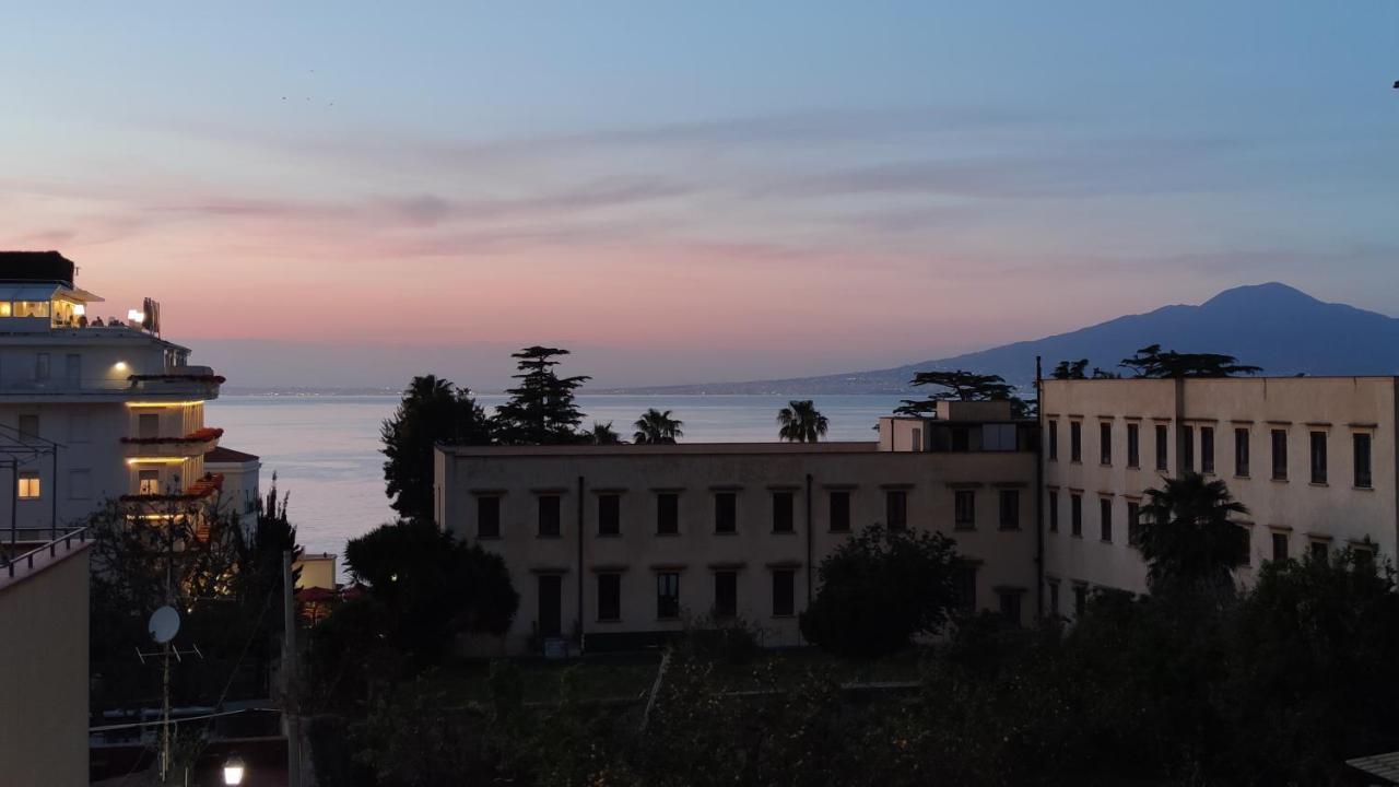 The Literary House Apartment Sorrento Exterior photo